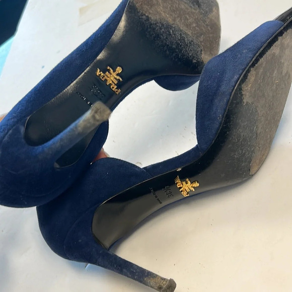 Prada navy and black d'orsay heels - Picture 5 of 6